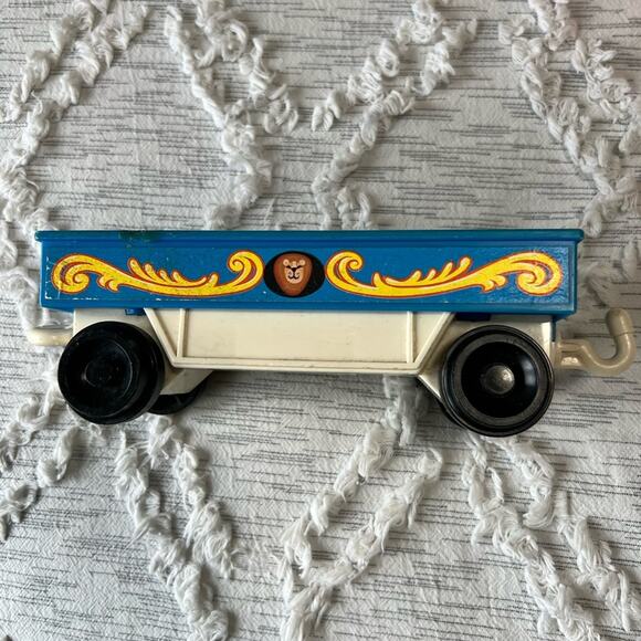 Vintage Fisher Price Four Piece Play Family Circus Train Replacement Part *Read - Picture 2 of 12